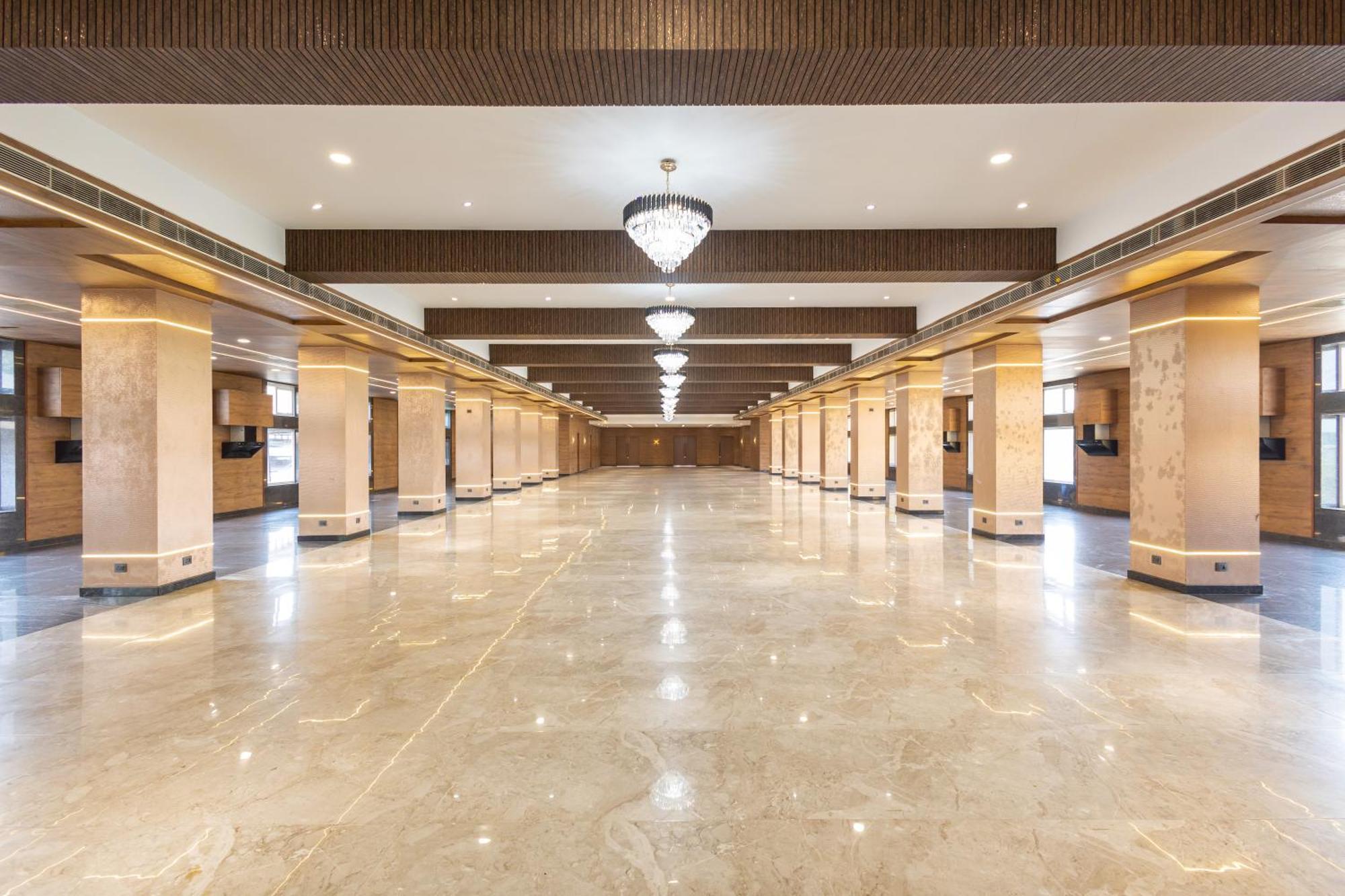 Maryada Maitri Resort -100 Rooms & 3 Banquets シリグリ エクステリア 写真